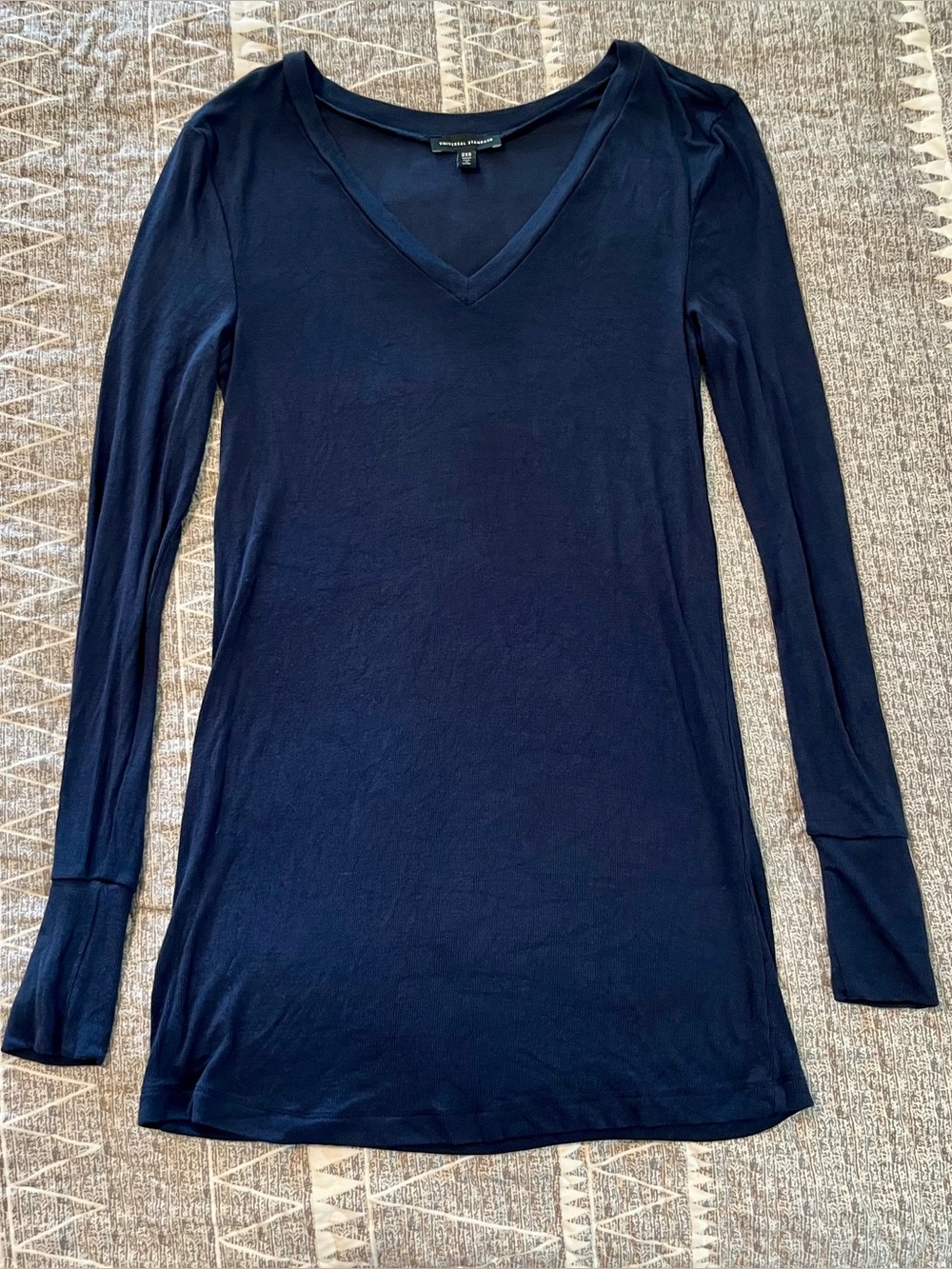 Universal Standard Foundation Long Sleeve V Neck Top Navy Modal Size 2XS